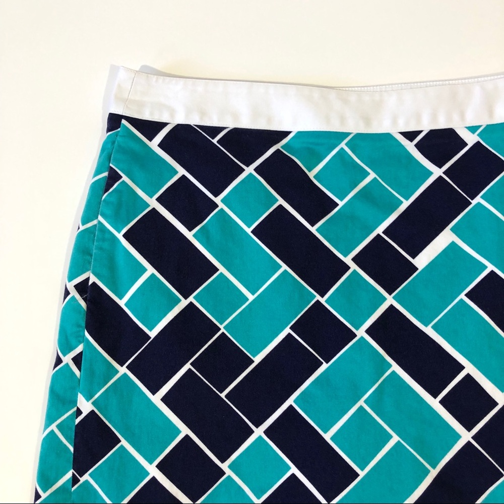 Greg Norman Navy & Teal Print Stretch Golf Skort - Picture 2 of 8